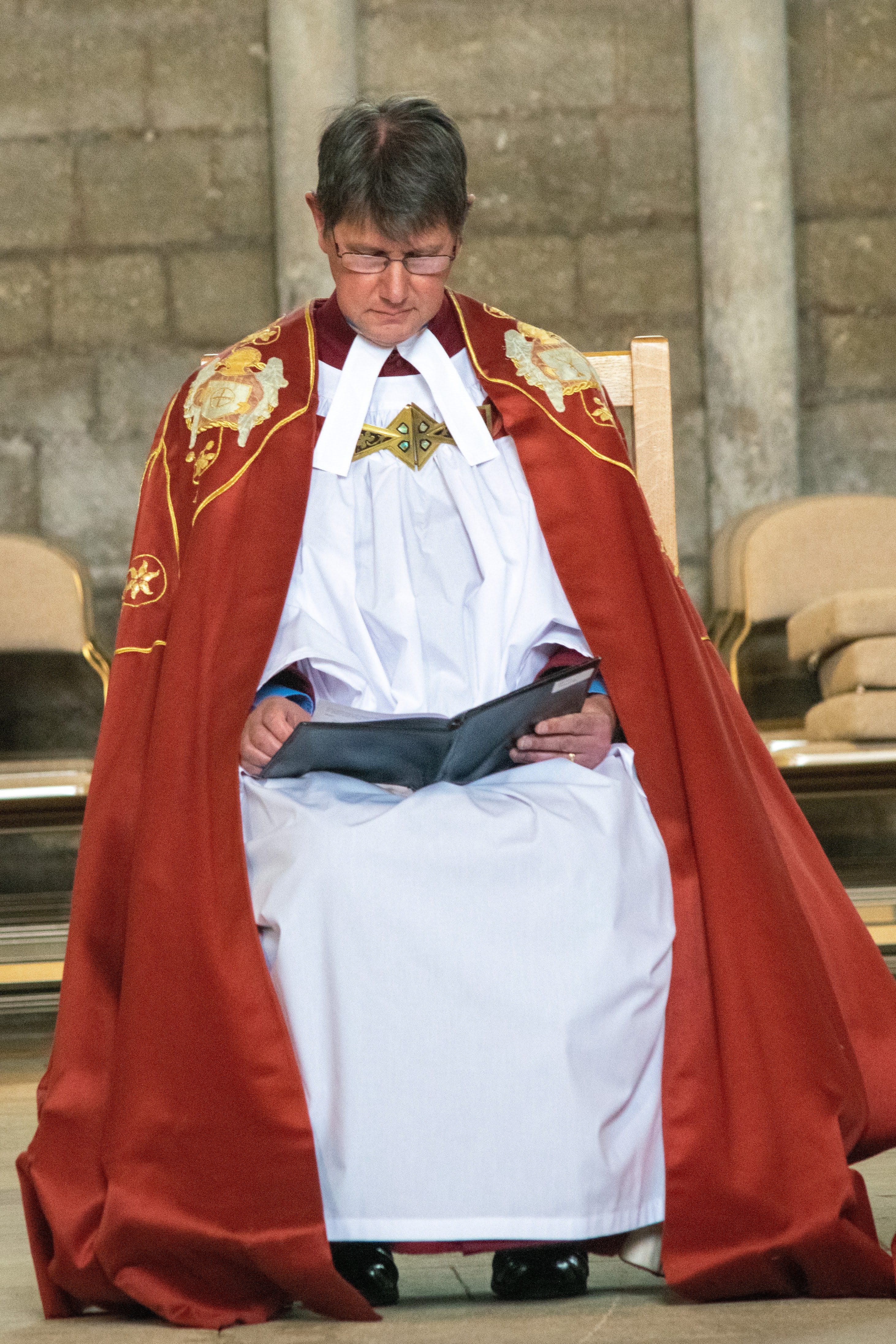 Canon Steve Benoy at his Installation service