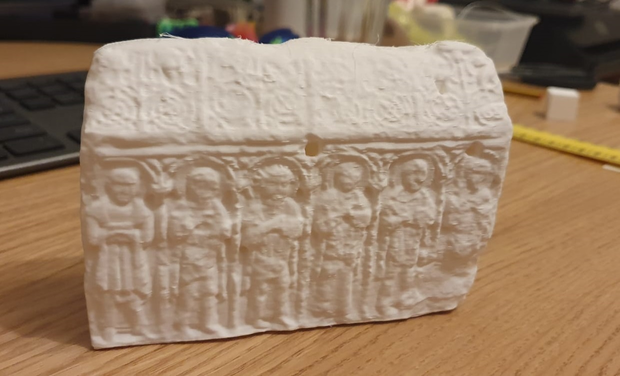 A 3D print of the Hedda stone